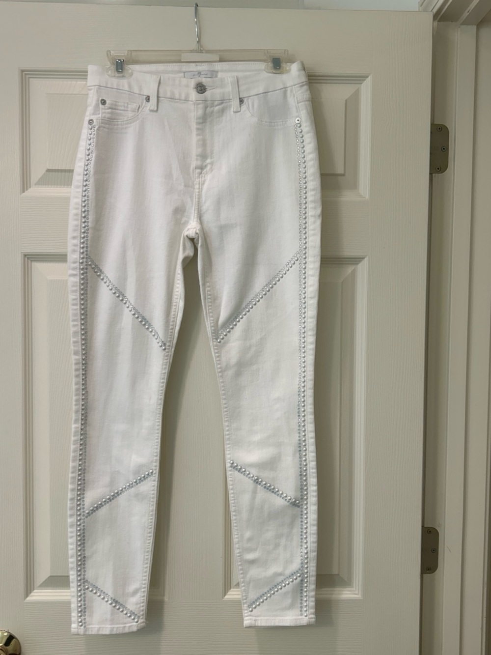 7 For All Mankind White Skinny Jeans with Stud Detailing